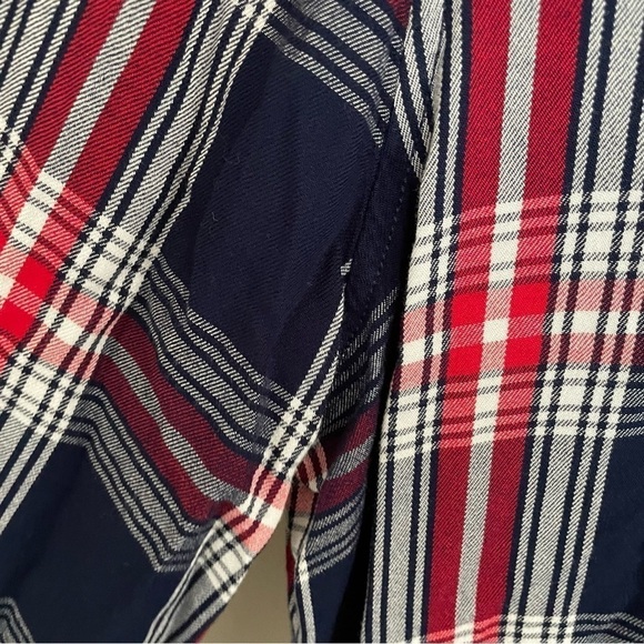 A.LC. Plaid flannel top, size large - Picture 8 of 10